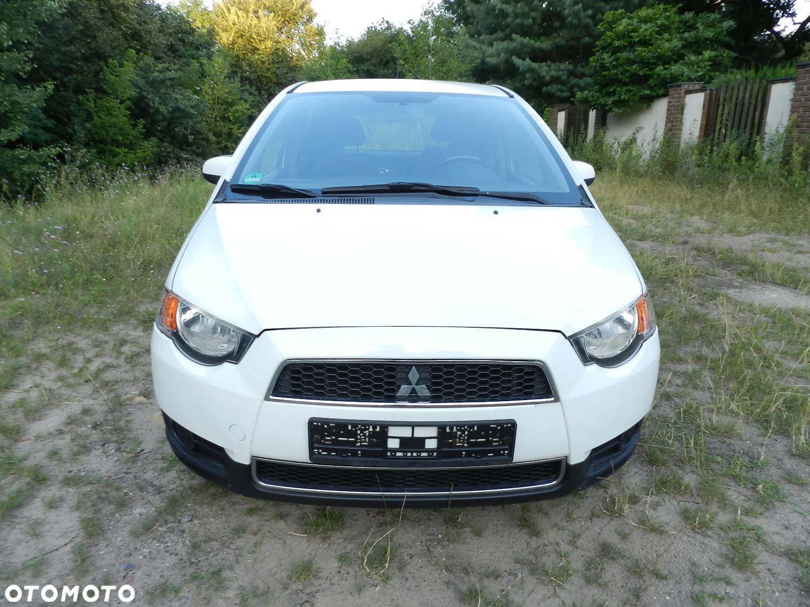 Mitsubishi Colt - 16