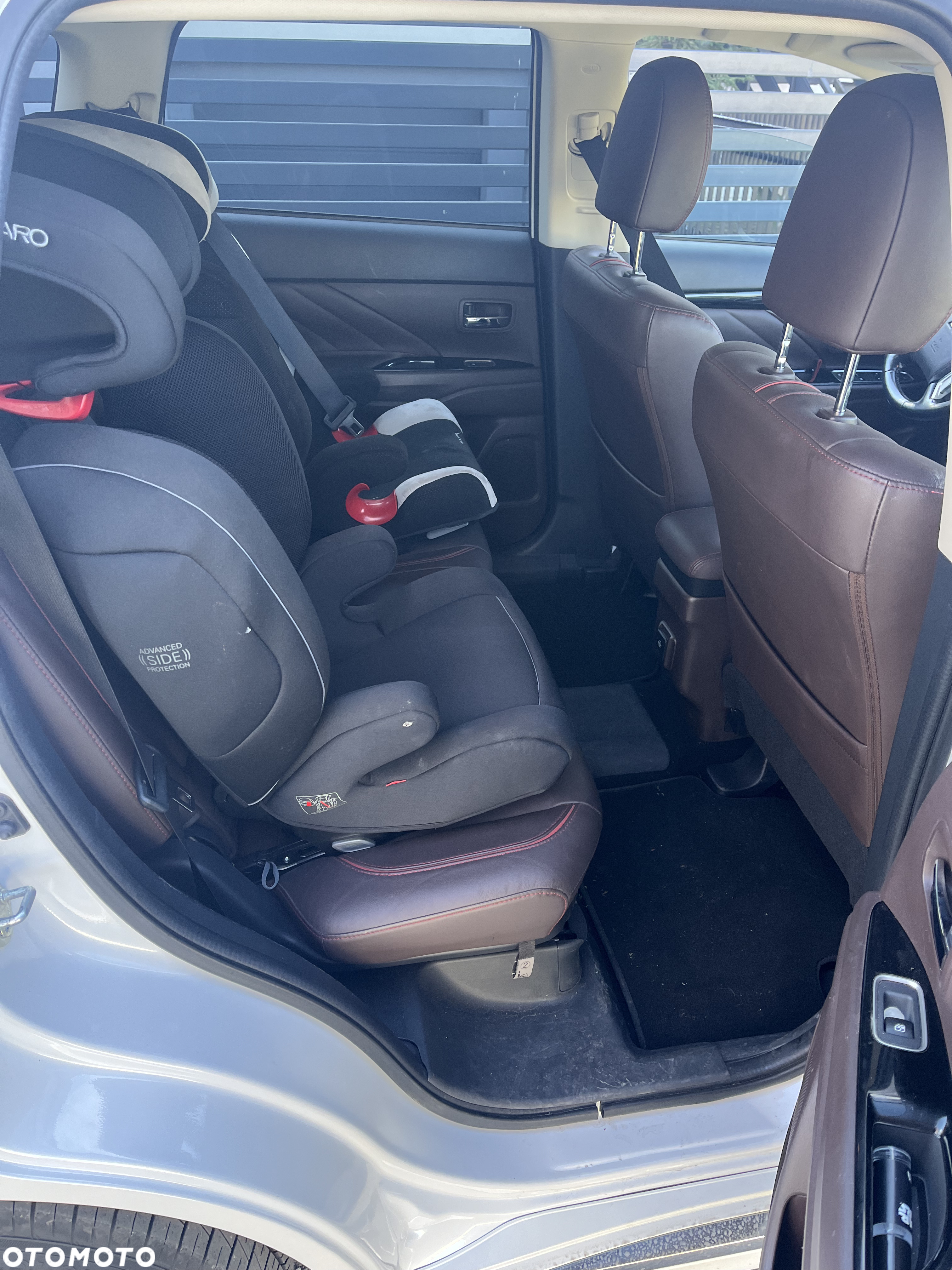 Mitsubishi Outlander - 9