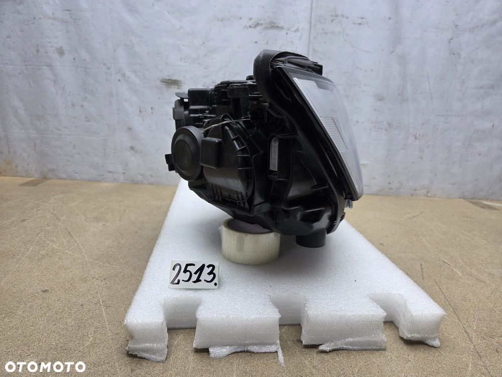 Volkswagen T6 T6,1 lift  7L1941006B lampa prawy prawa przód przednia - 7