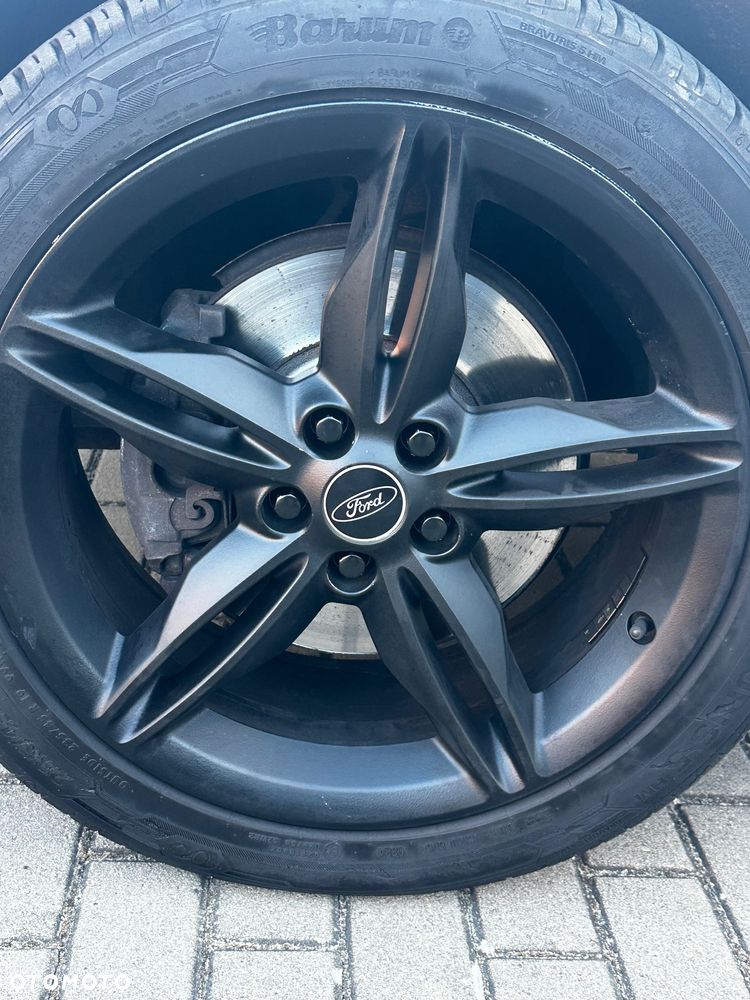 Ford Kuga 2.0 TDCi Individual MPS6 - 30