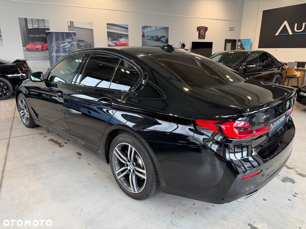 BMW Seria 5 520d xDrive Business Edition - 8