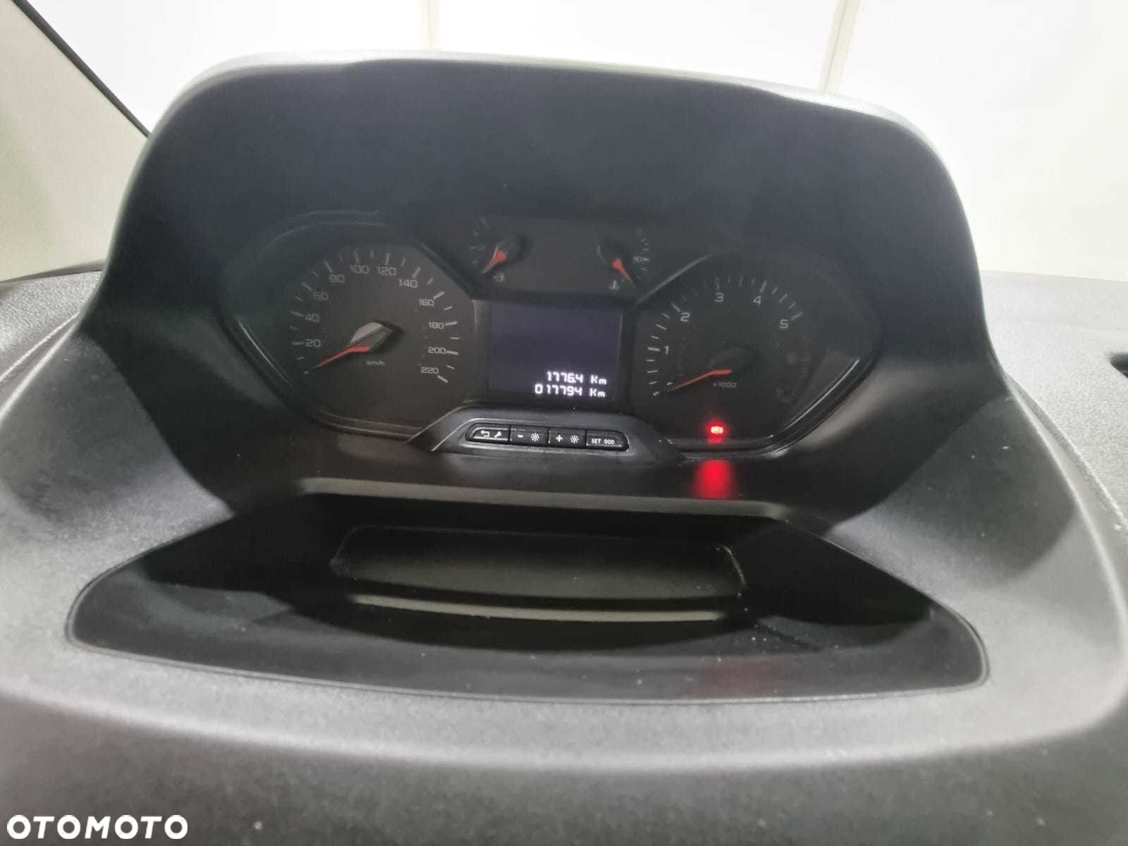 Peugeot partner - 19