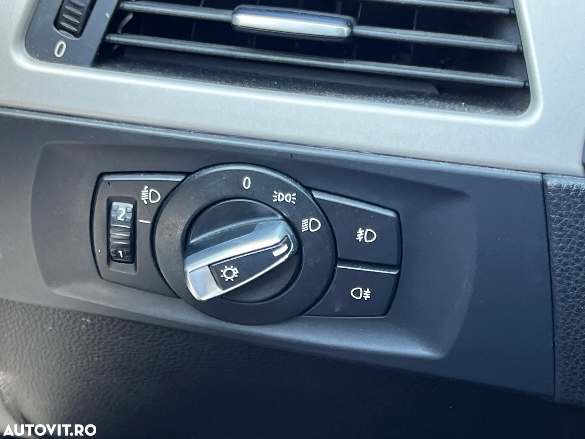 BMW Seria 3 318d - 21