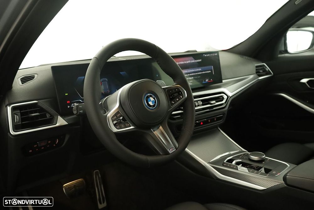 BMW 330 e Touring Pack M Auto - 8
