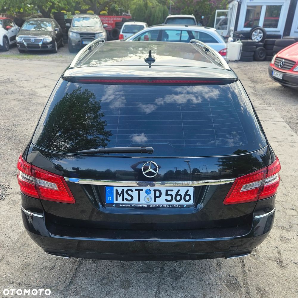 Mercedes-Benz Klasa E 350 CDI DPF BlueEFFICIENCY 7G-TRONIC Avantgarde - 10