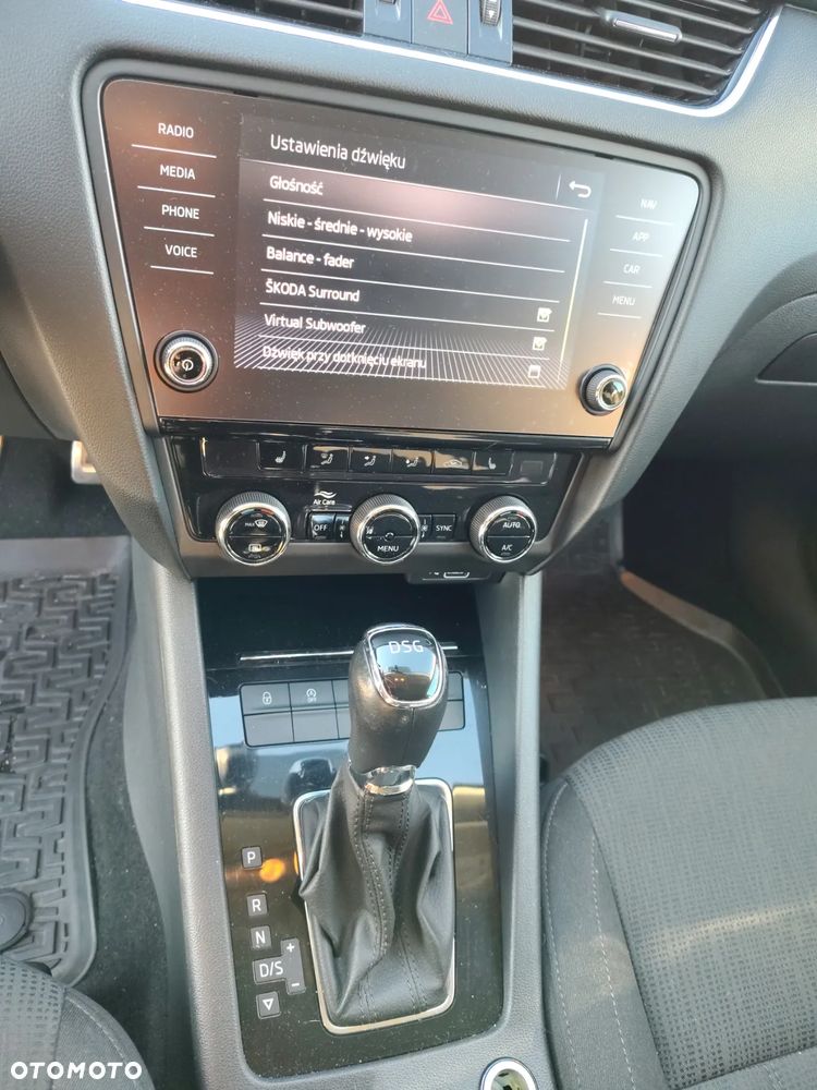 Skoda Octavia 2.0 TSI Style DSG - 9