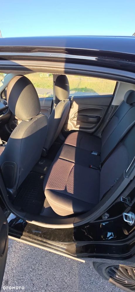 Mitsubishi Space Star 1.0 Inform - 13