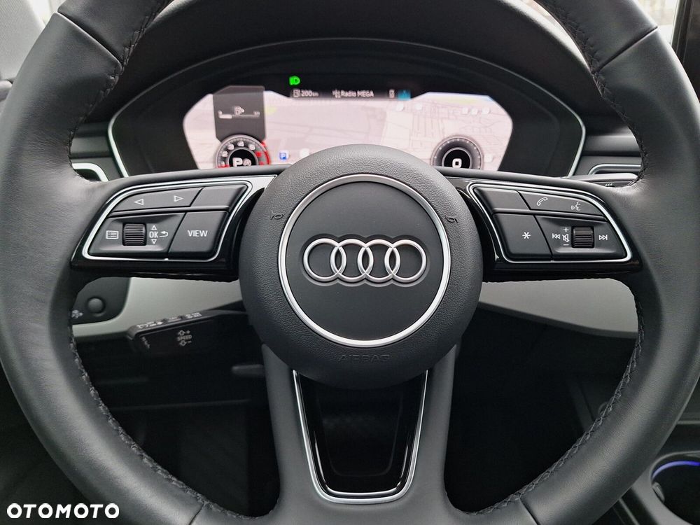 Audi A4 Limousine - 12