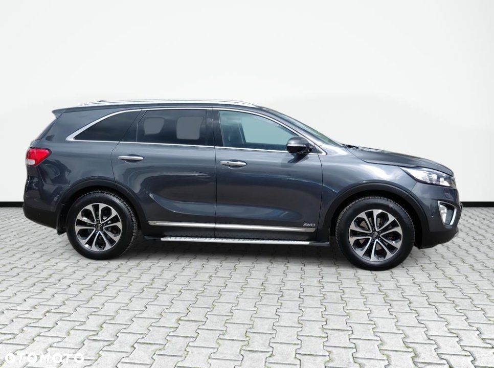 Kia Sorento - 4