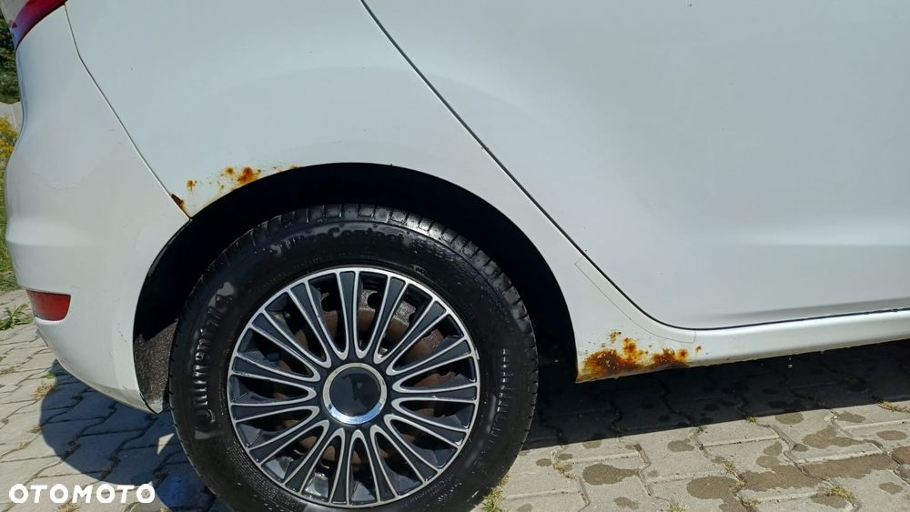 Ford Fiesta - 9