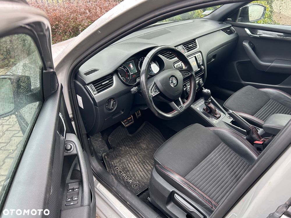 Skoda Octavia 2.0 TSI RS 230 DSG - 10