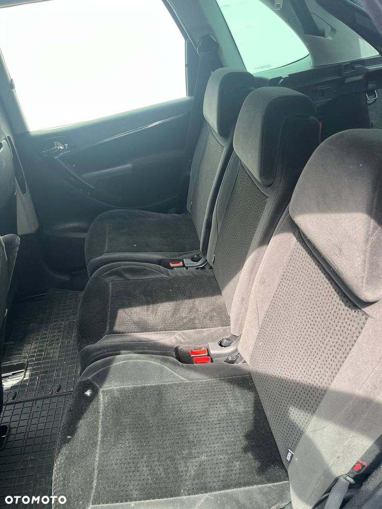Citroën C4 Picasso - 9