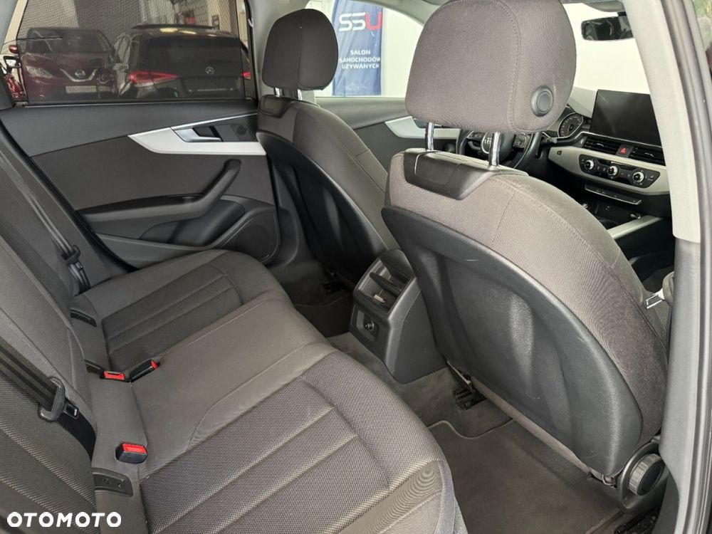 Audi A4 Avant 35 TDI S tronic - 27