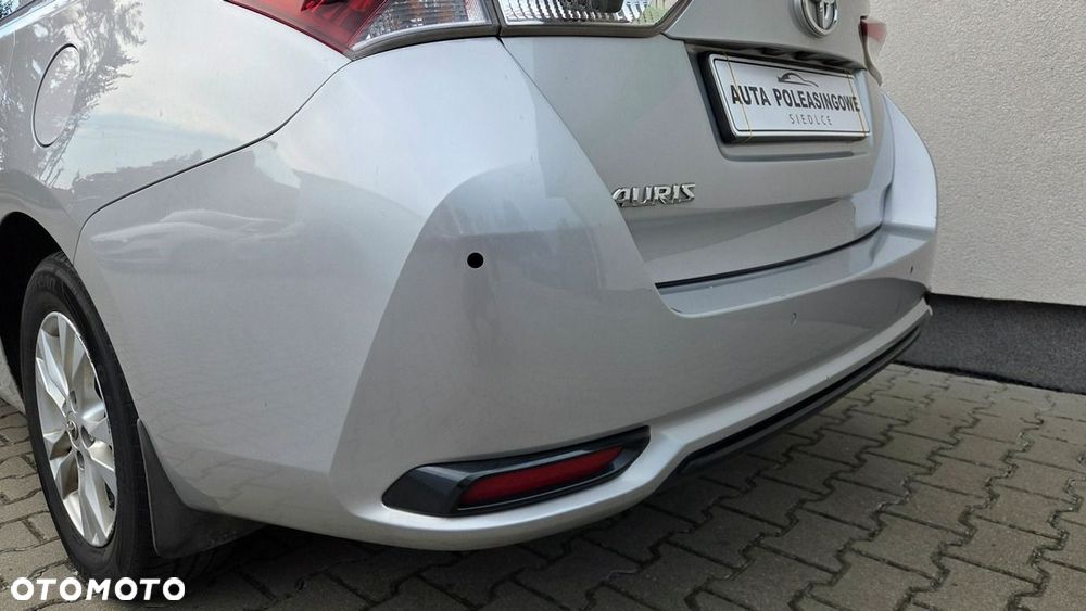 Toyota Auris 1.4 D-4D Active - 8