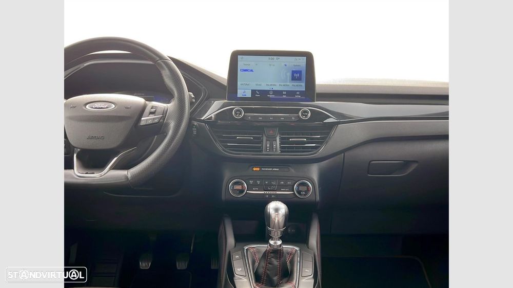 Ford Kuga 1.5 EcoBoost ST-Line - 18