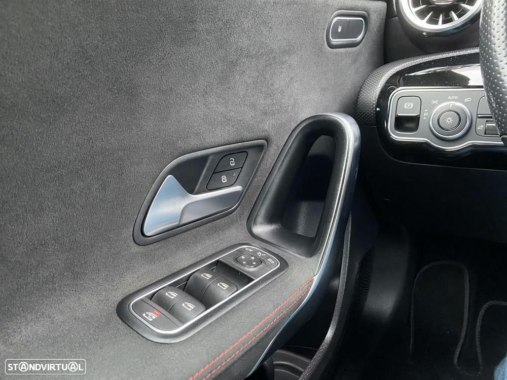 Mercedes-Benz A 180 d AMG Line Aut. - 24