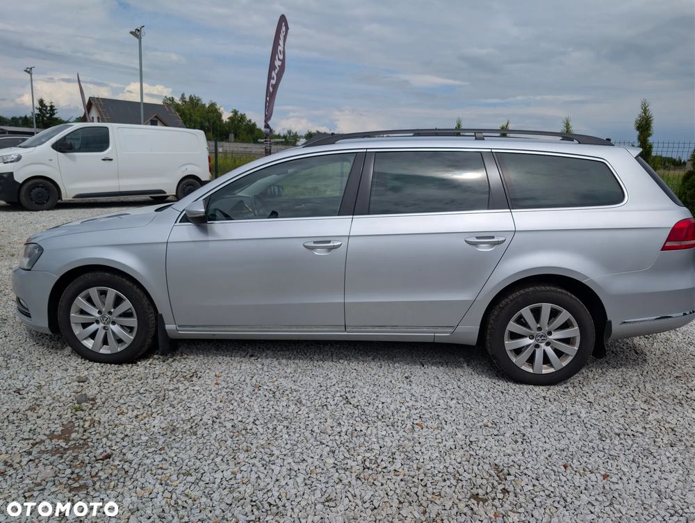 Volkswagen Passat 2.0 Blue TDI SCR Comfortline - 22