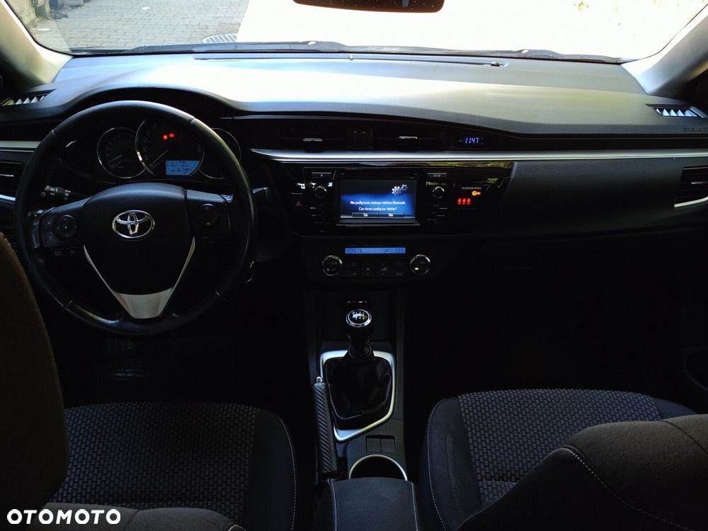 Toyota Corolla 1.6 Comfort - 11