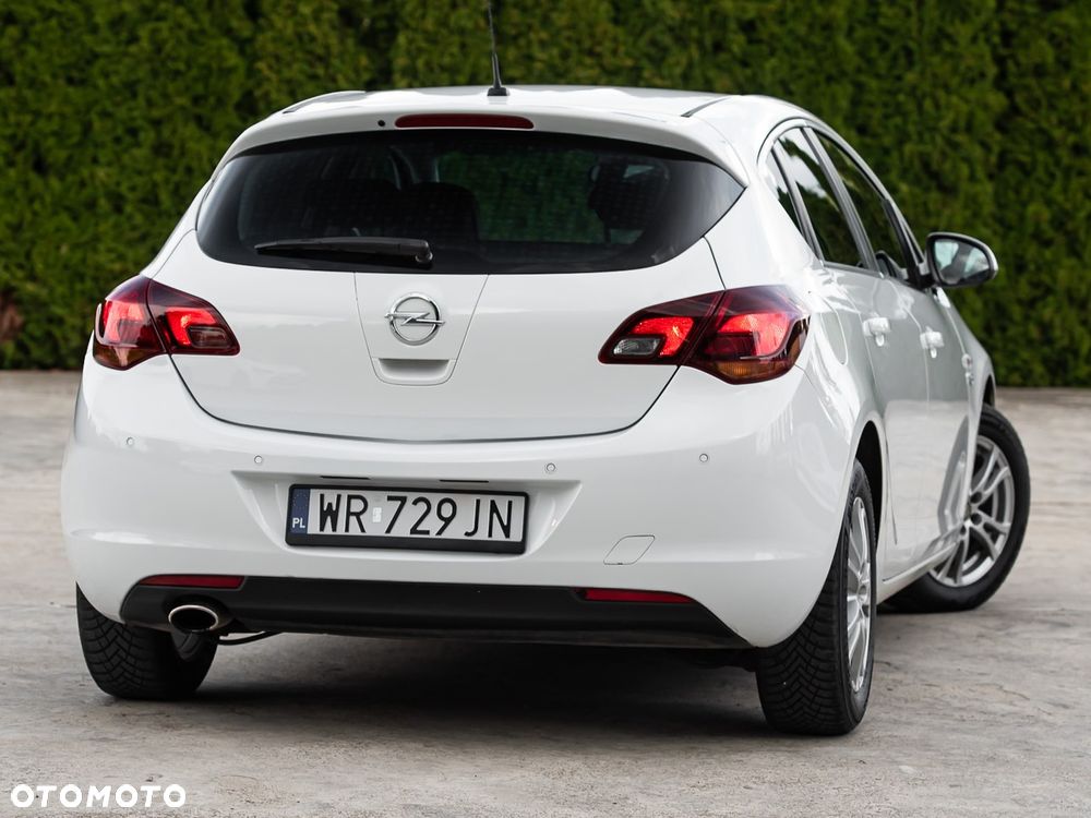 Opel Astra 1.4 Turbo - 12