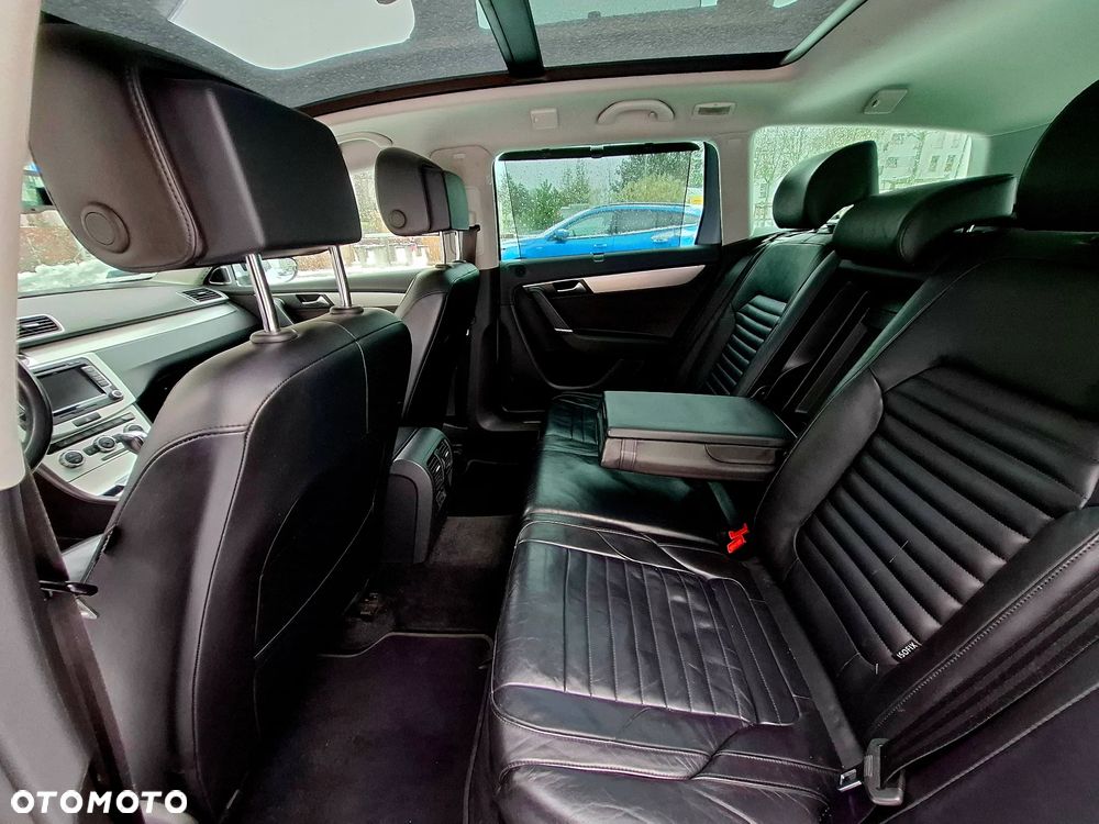 Volkswagen Passat 2.0 TDI DPF DSG Highline - 20