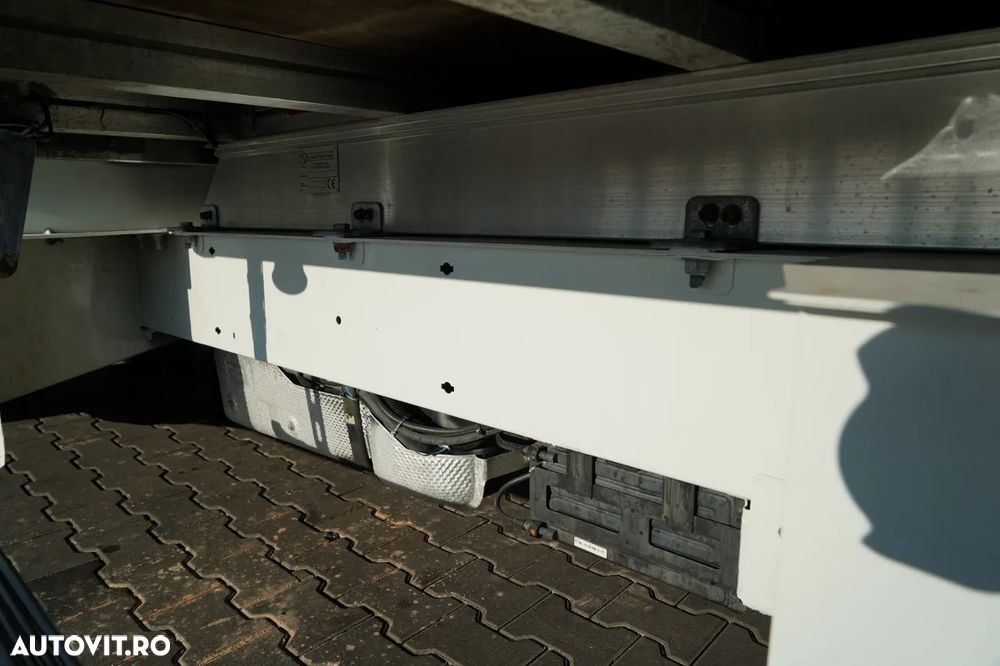 Renault MASTER MAXI / CONTAINER 3.8 M / SEMIDETAȘAT / DHOLLANDIA LIFT / IMPORTAT - 17