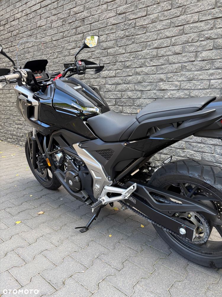 Honda NC - 9