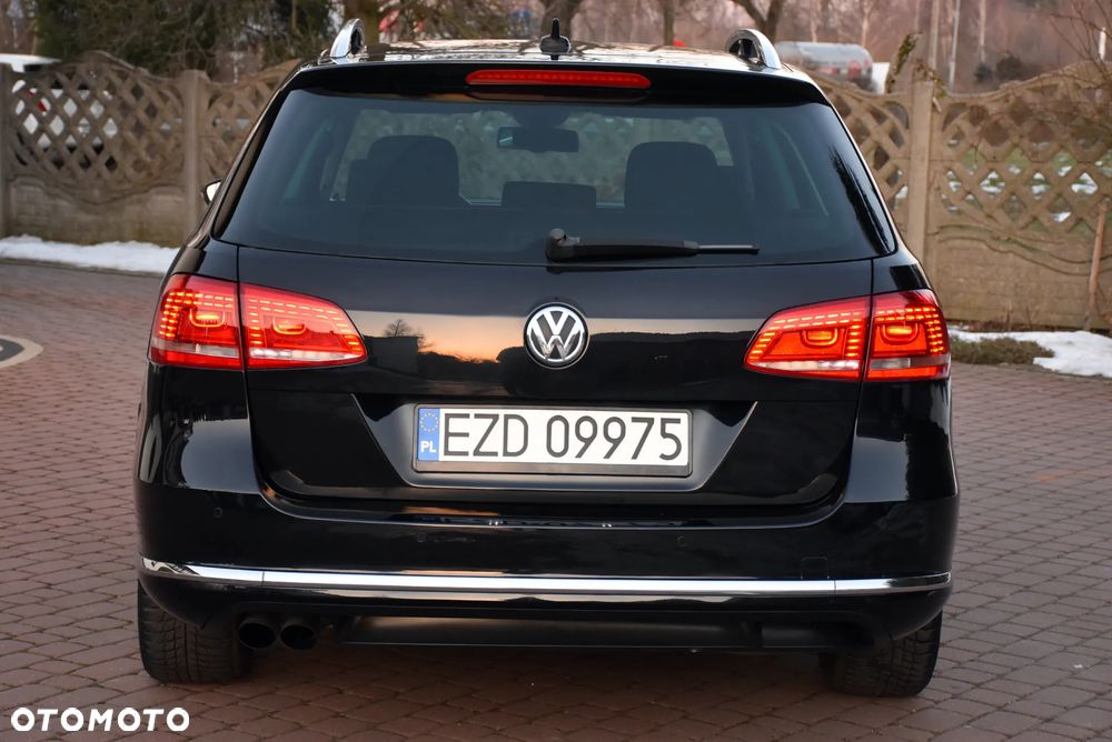 Volkswagen Passat 2.0 TDI DSG Comfortline - 16