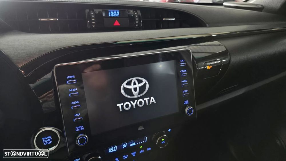 Toyota Hilux 2.8 D-4D 4WD GR Sport II - 45