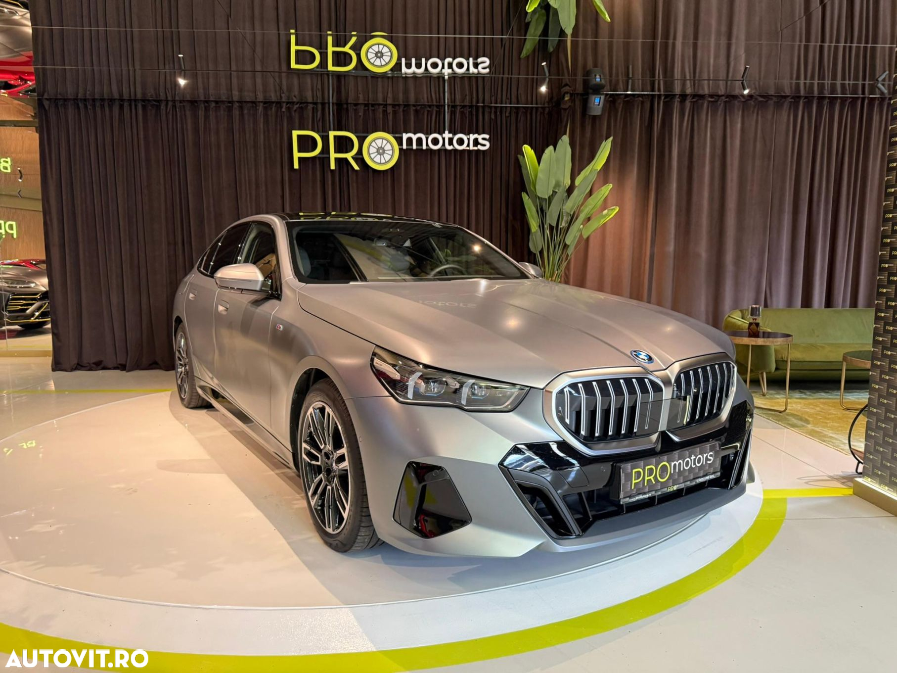 BMW Seria 5 550e xDrive AT PHEV - 10