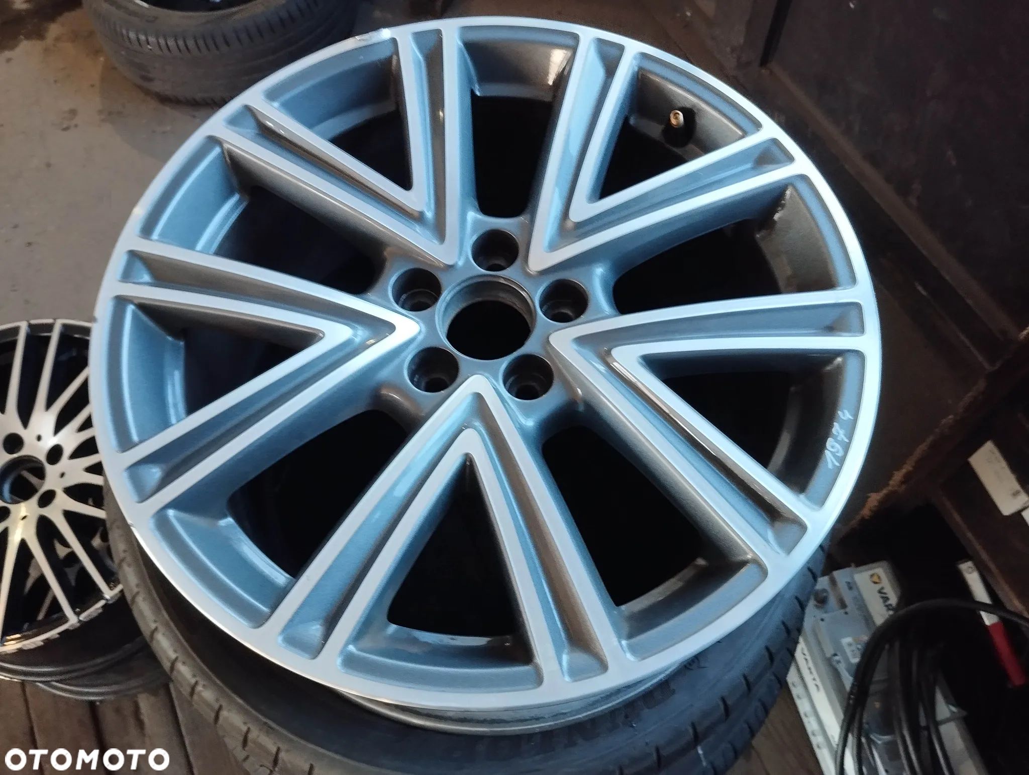 AUDI A1 5X100 17 7,5 ET 46 82A 601025 E FELGA ALU 1SZT. - 1