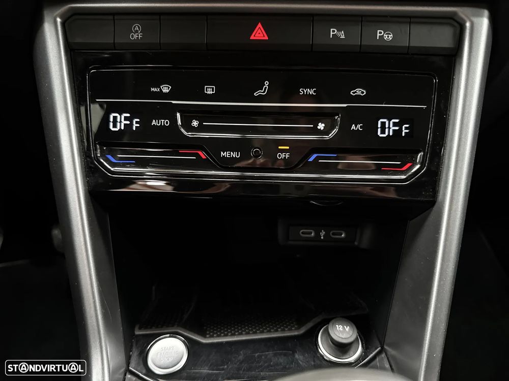 VW T-Roc 1.0 TSI Urban - 12