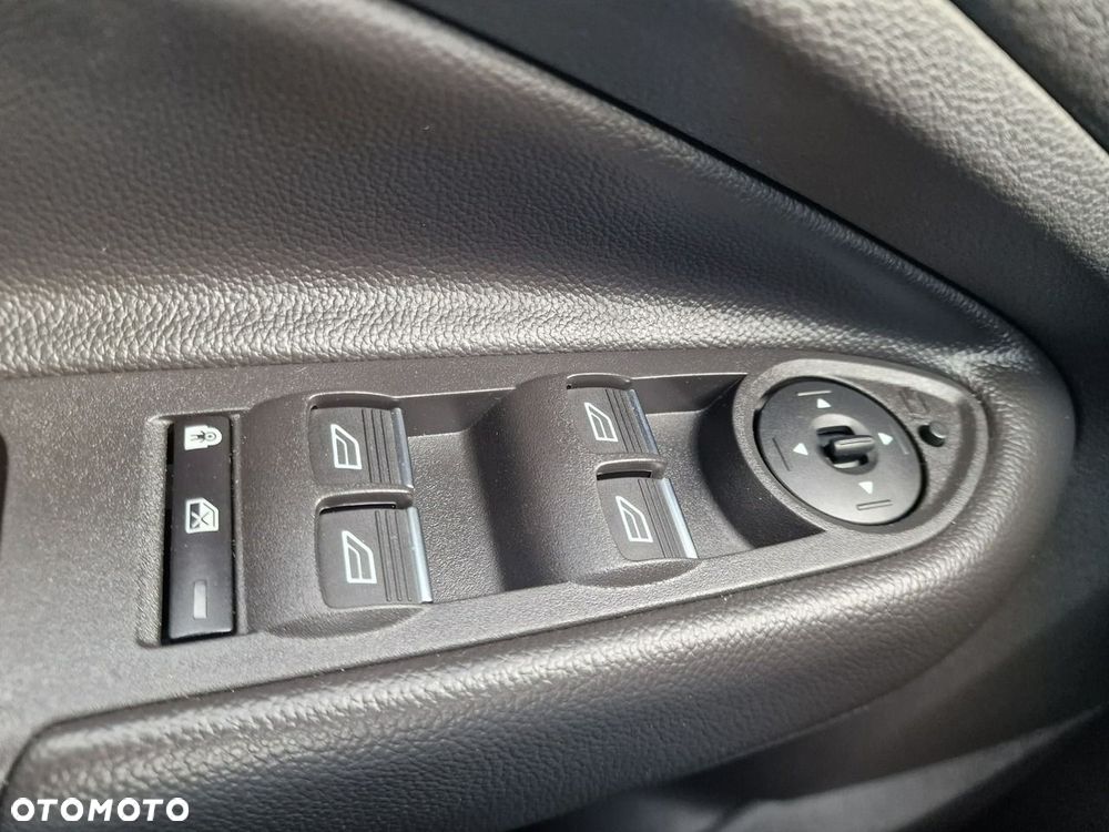 Ford Kuga 1.5 EcoBoost 2x4 Cool & Connect - 34