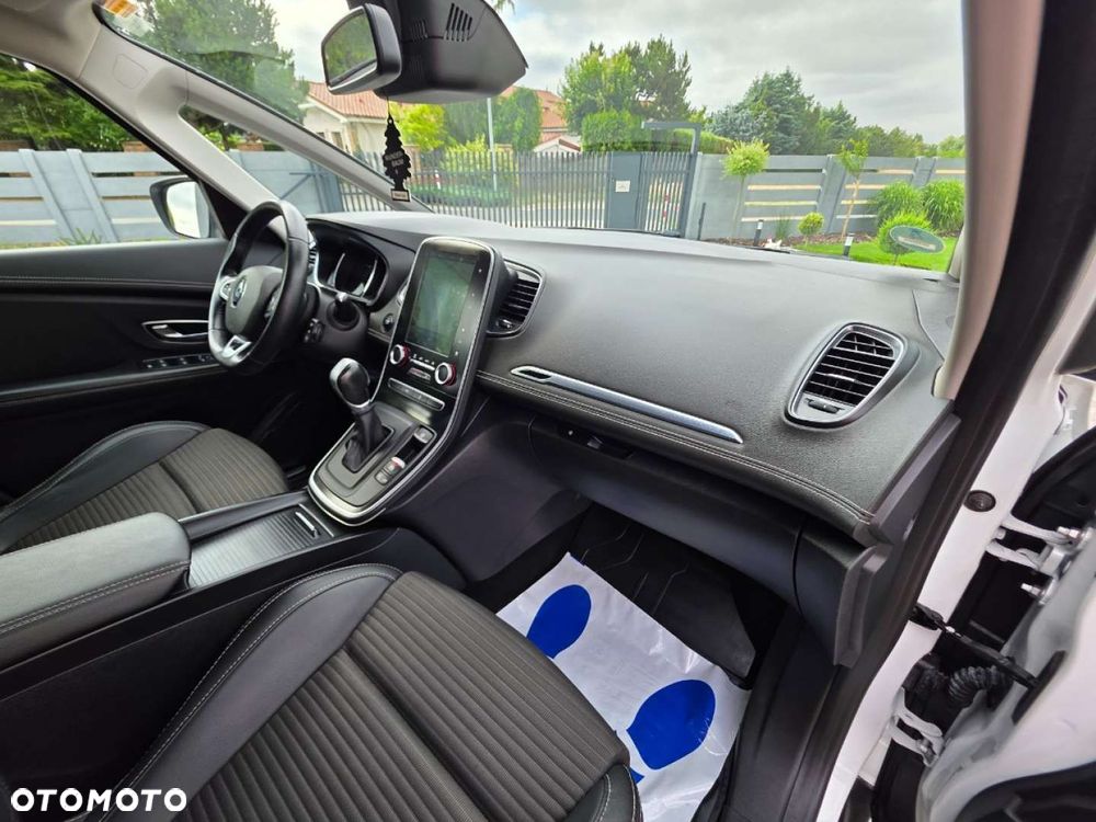 Renault Scenic - 23