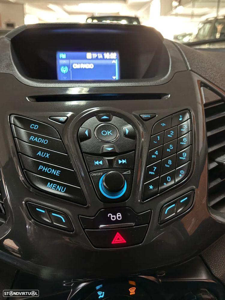 Ford EcoSport 1.0 EcoBoost TITANIUM - 19