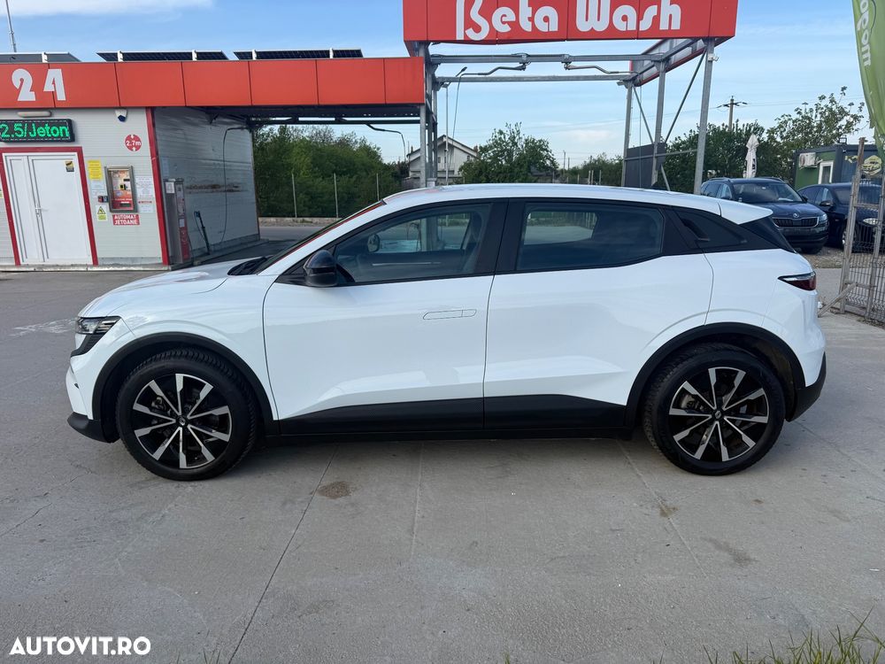 Renault Megane E-TECH 60 kWh 130 CP Evolution - 10