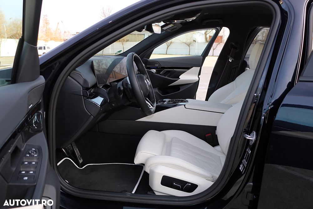 BMW Seria 5 520d Aut. - 30