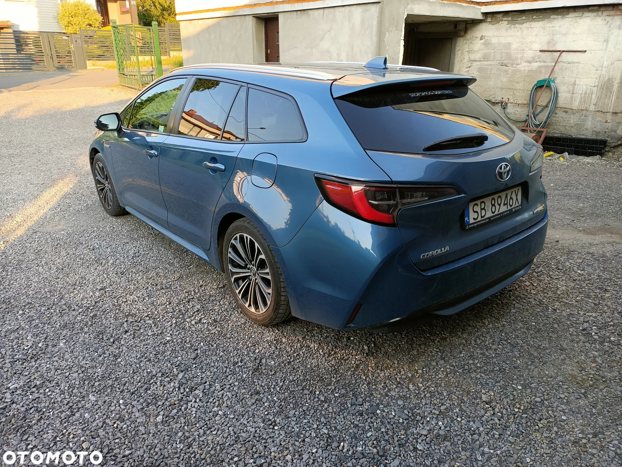 Toyota Corolla 2.0 Hybrid Comfort - 2