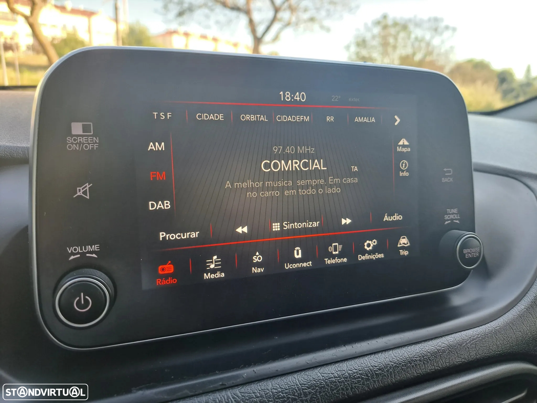 Fiat Tipo Station Wagon 1.3 M-Jet Lounge Tech - 24