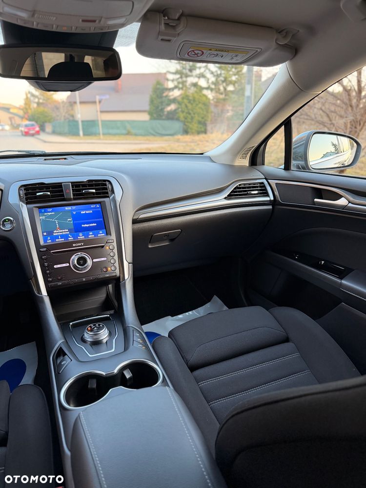 Ford Mondeo 2.0 EcoBlue Titanium - 23