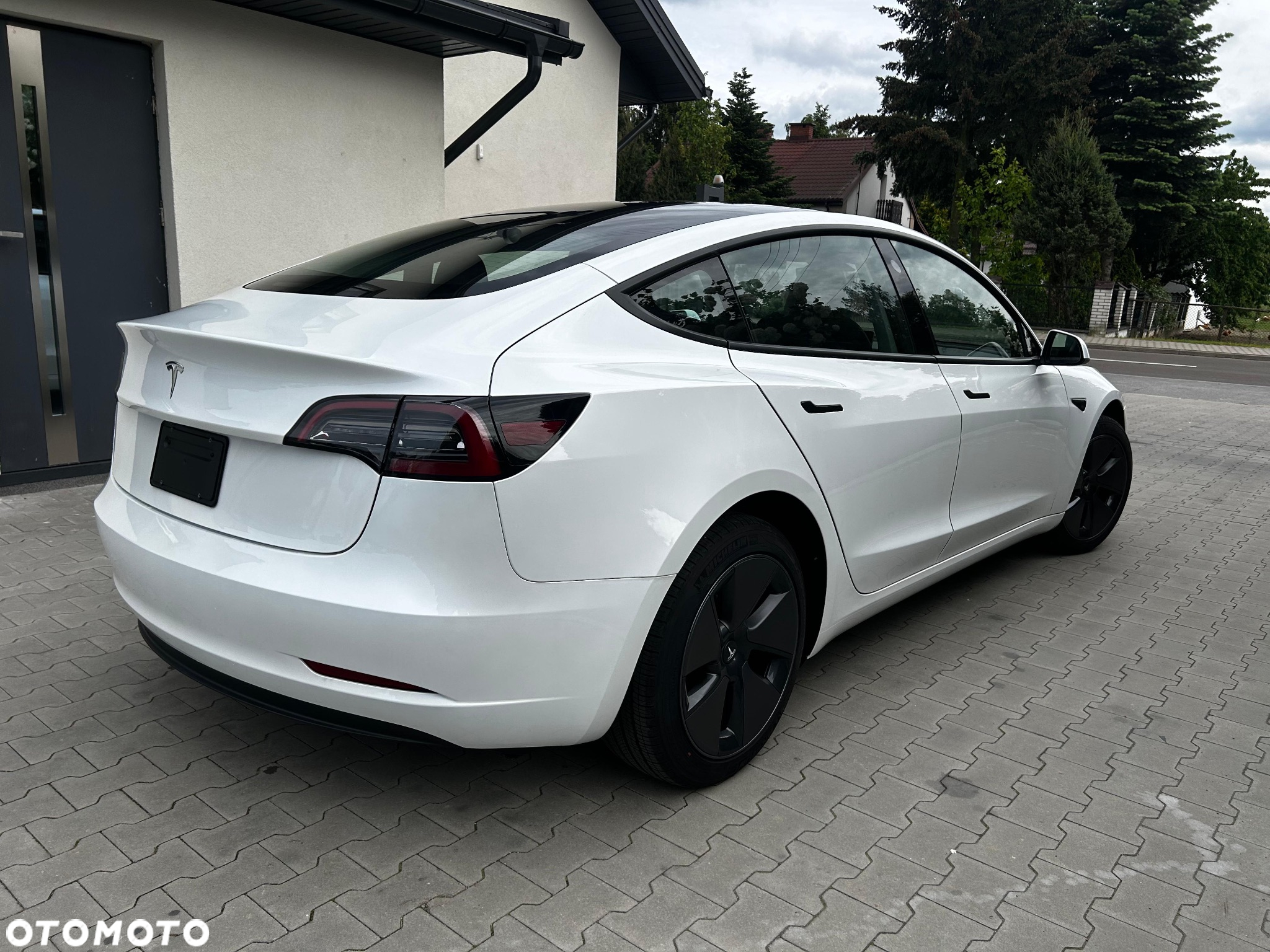 Tesla Model 3 RWD Hinterradantrieb - 4