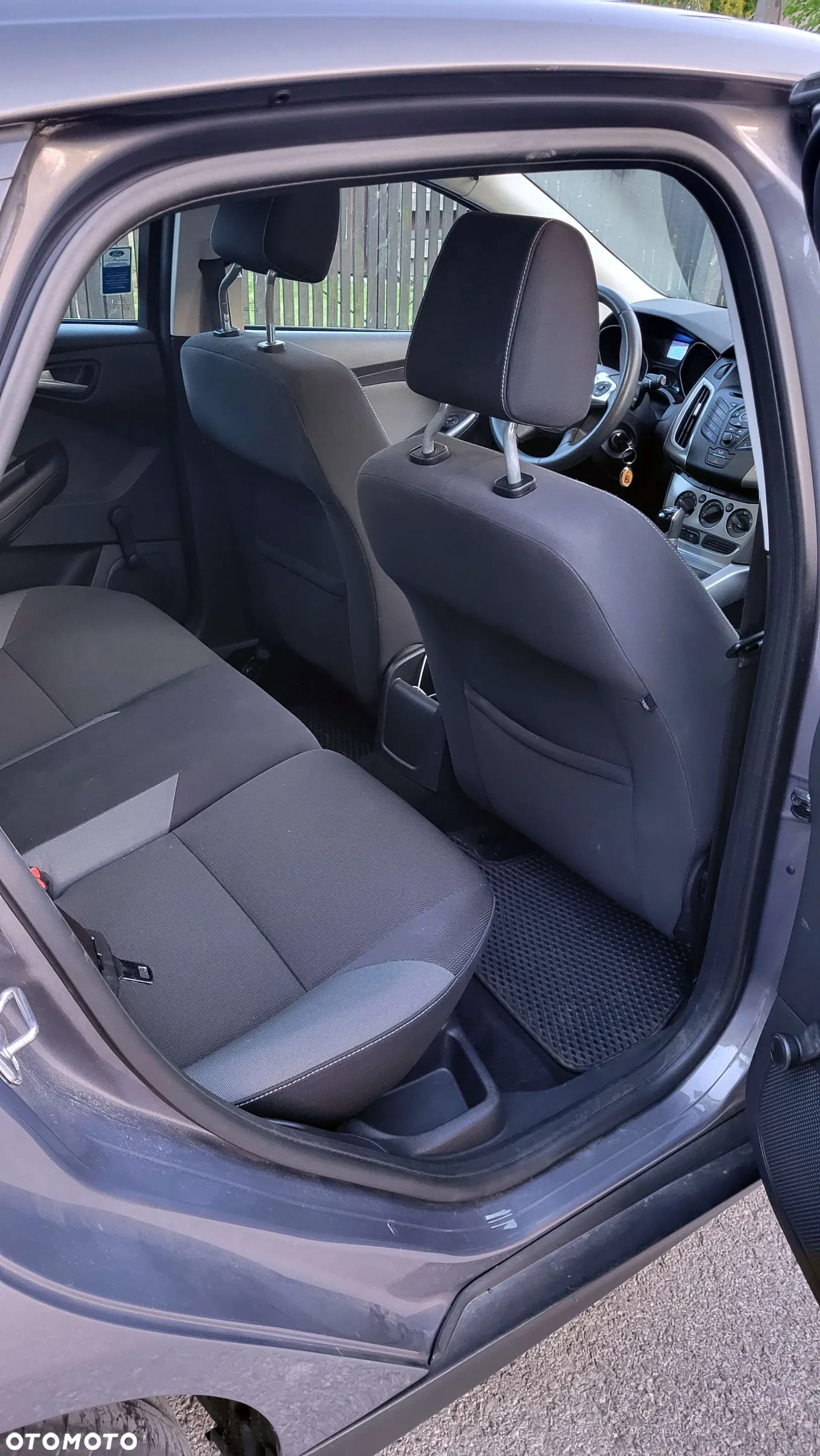 Ford Focus 1.6 Ambiente - 14