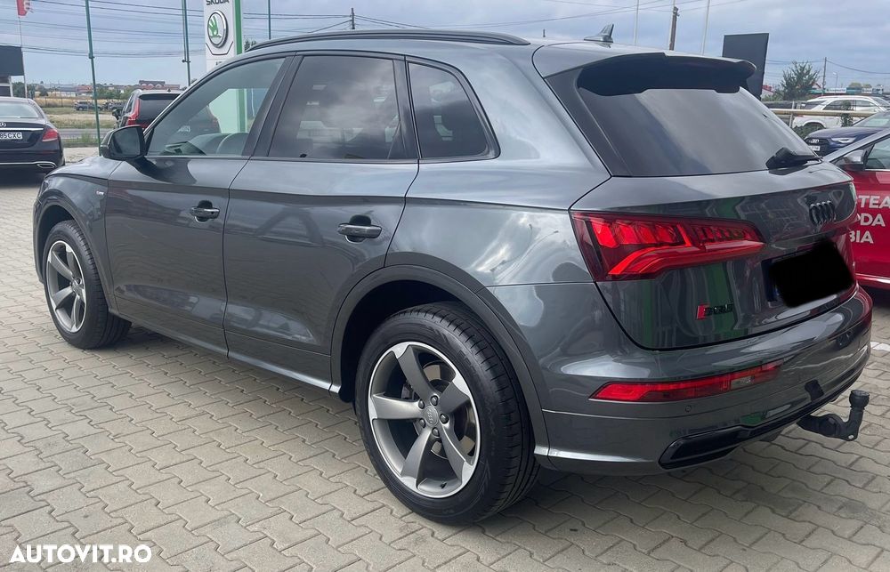 Audi Q5 2.0 40 TDI quattro S tronic Sport - 5