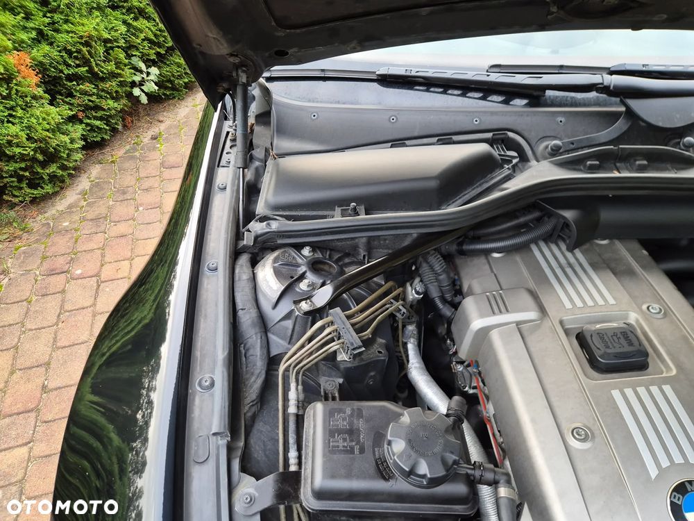 BMW Seria 6 630 i - 24