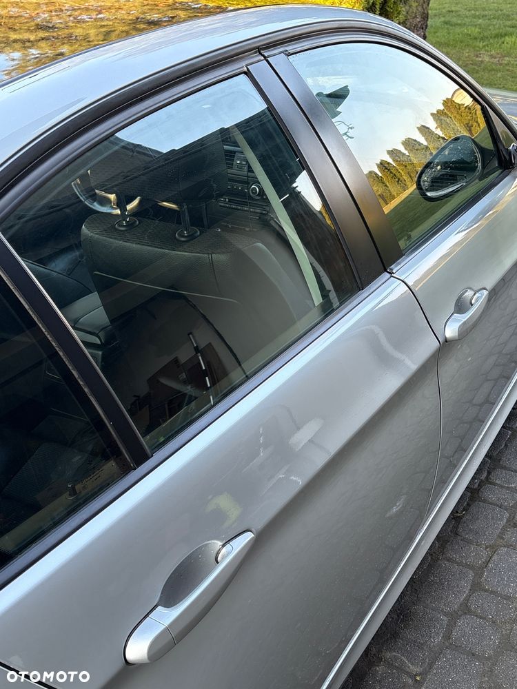 BMW Seria 3 320d - 8