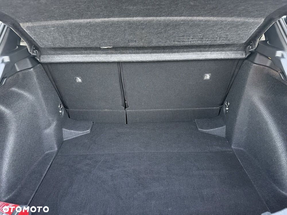 Toyota Corolla 1.8 Hybrid GR Sport Dynamic - 13