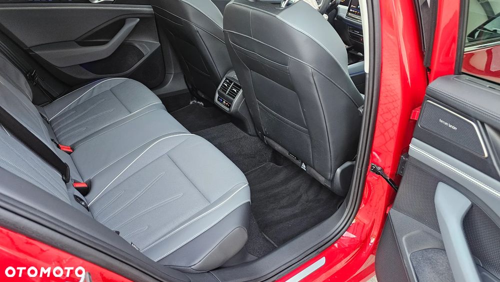 Volkswagen Passat - 26