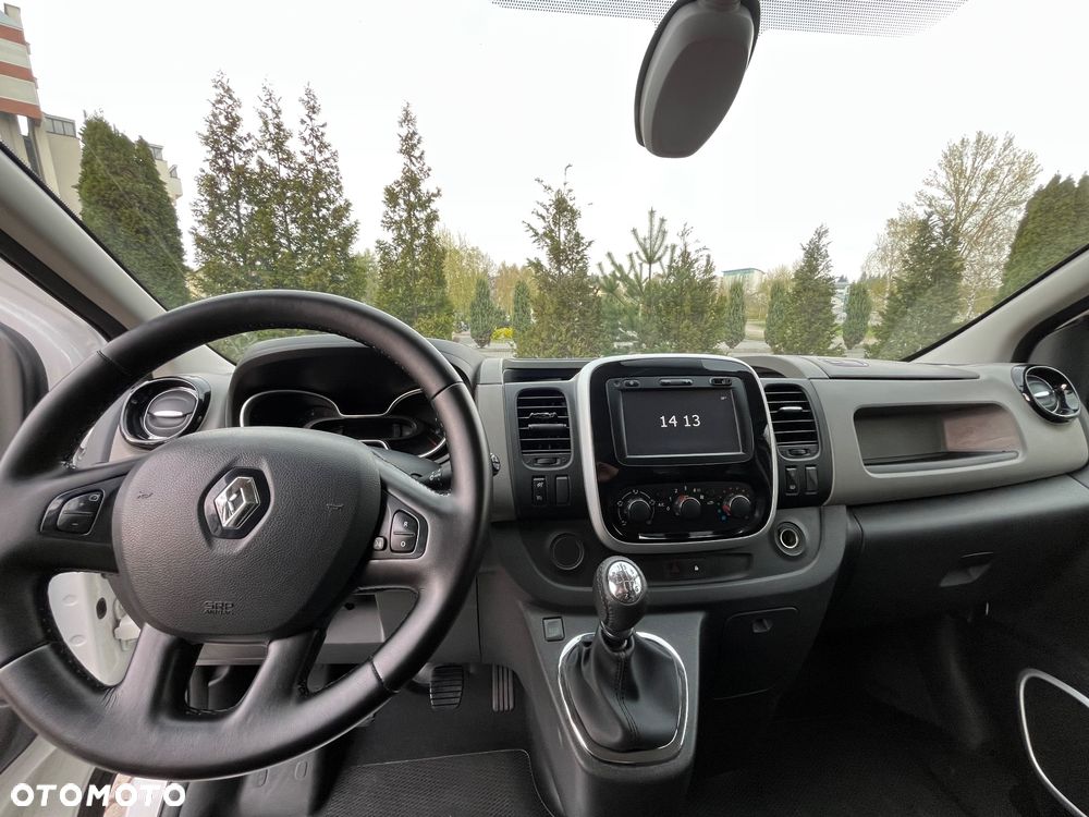 Renault Trafic - 16