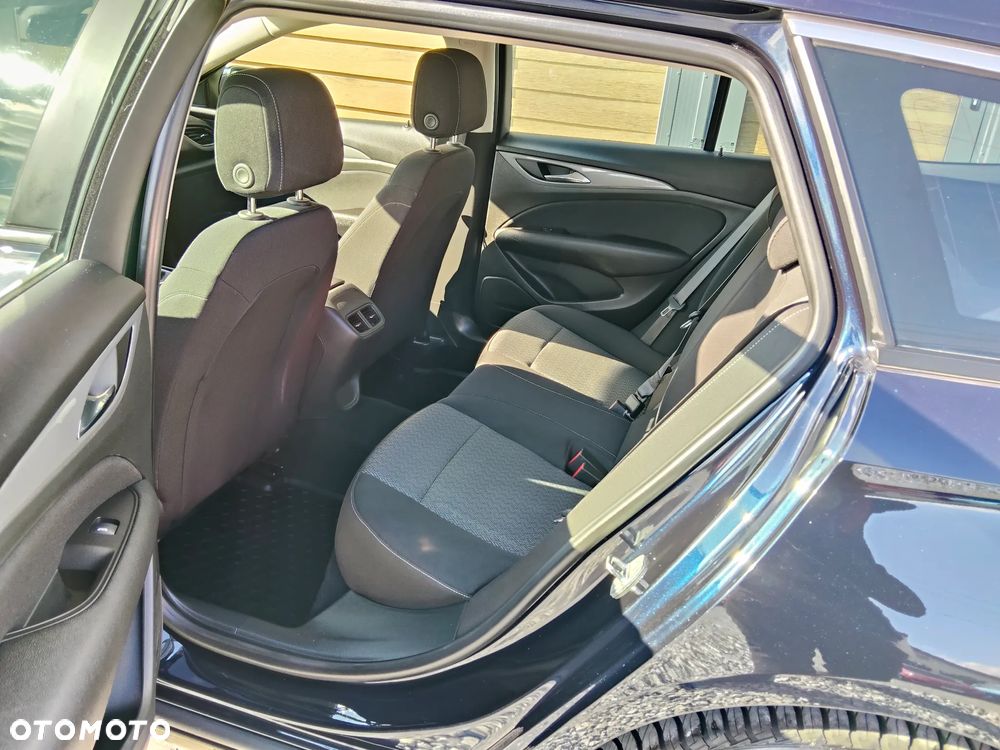 Opel Insignia 1.6 ECOTEC Business Innovation - 27