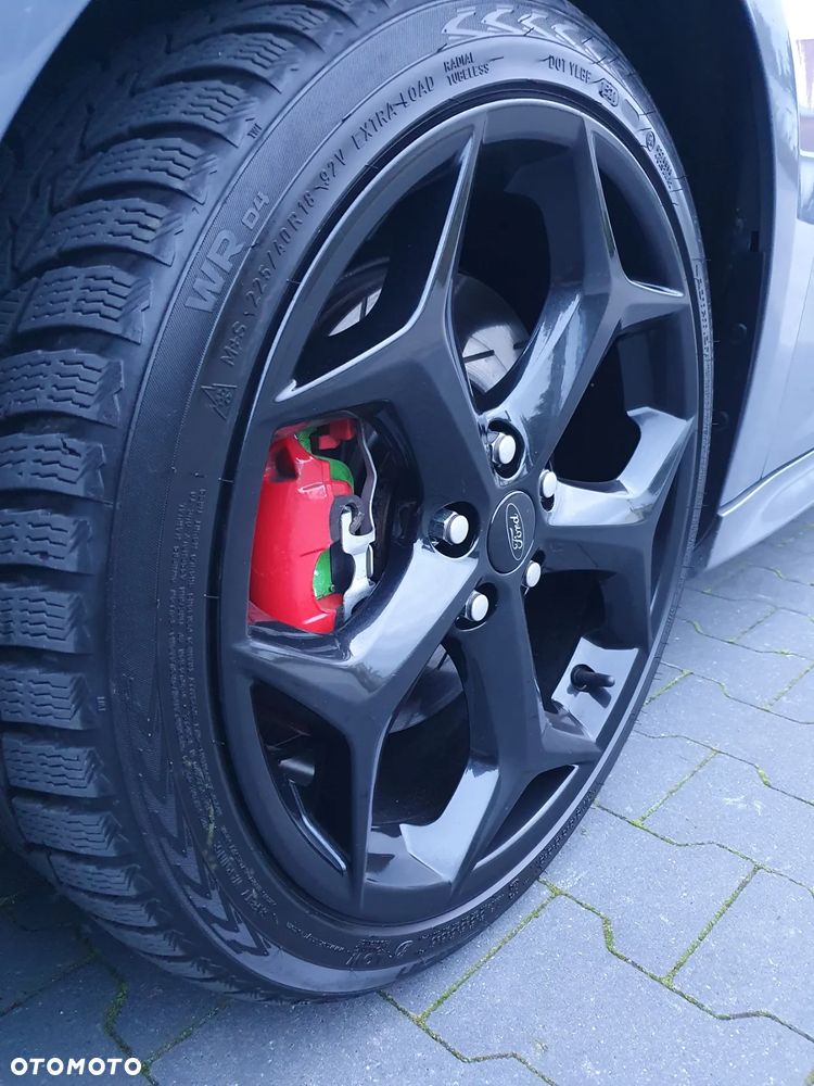 Ford Focus 2.0 EcoBoost ST-2 - 11