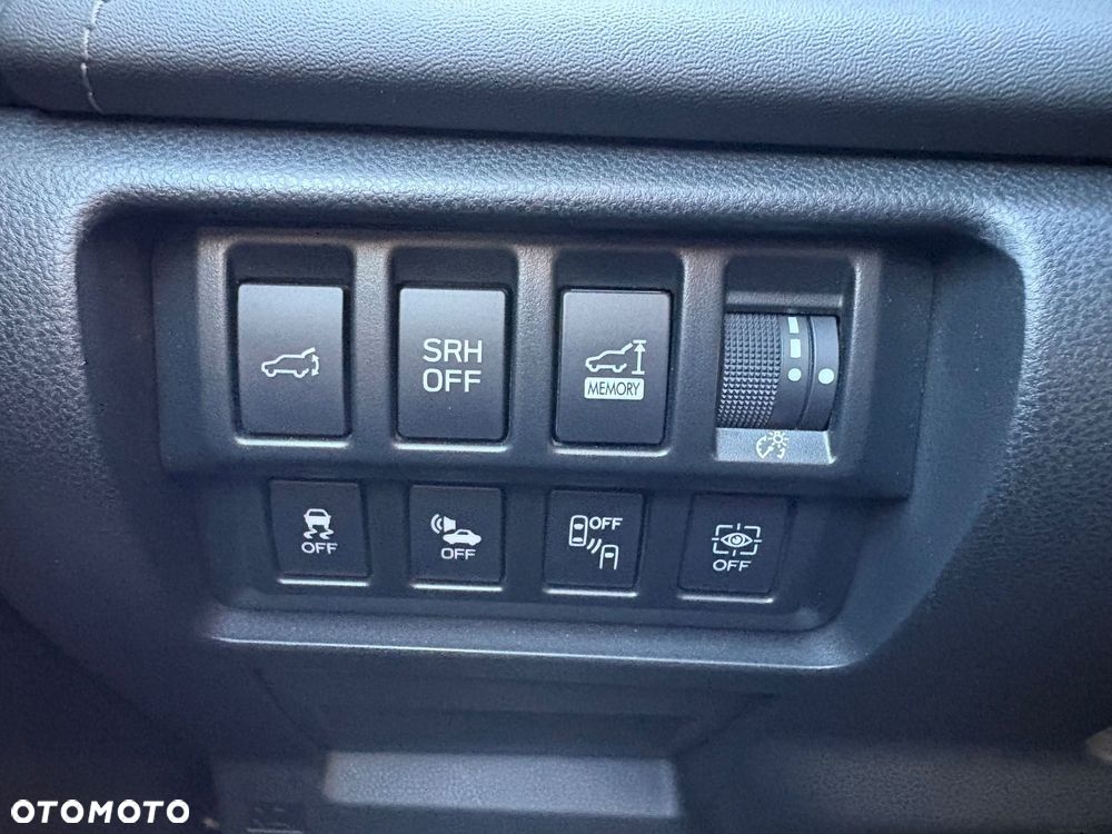 Subaru Forester 2.0i-L Platinum (EyeSight) Lineartronic - 28